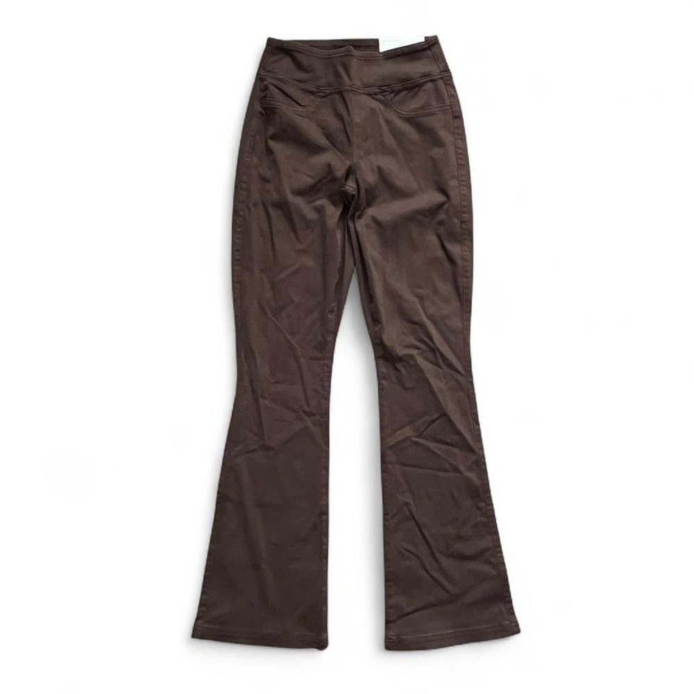 New With Tags American Eagle Outfitters Pull-On Kick Boot Pants.